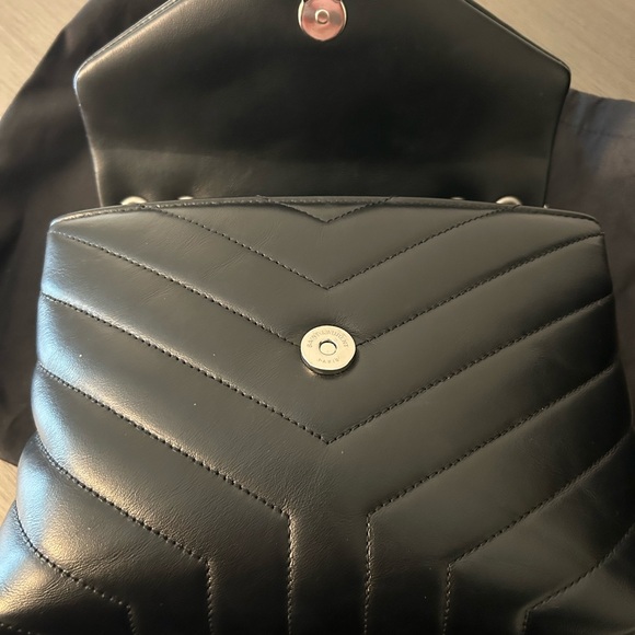 YSL Lou Lou small bag, silver hardware - Picture 8 of 16